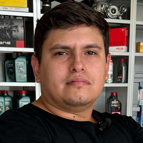 Gustavo-Botelho